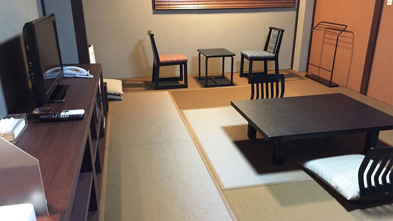 Tokiwa Ryokan Никко Экстерьер фото