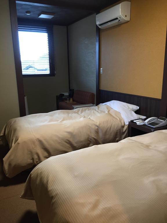 Tokiwa Ryokan Никко Экстерьер фото