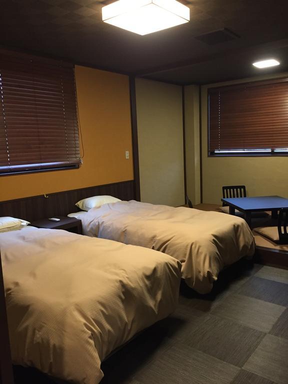 Tokiwa Ryokan Никко Экстерьер фото